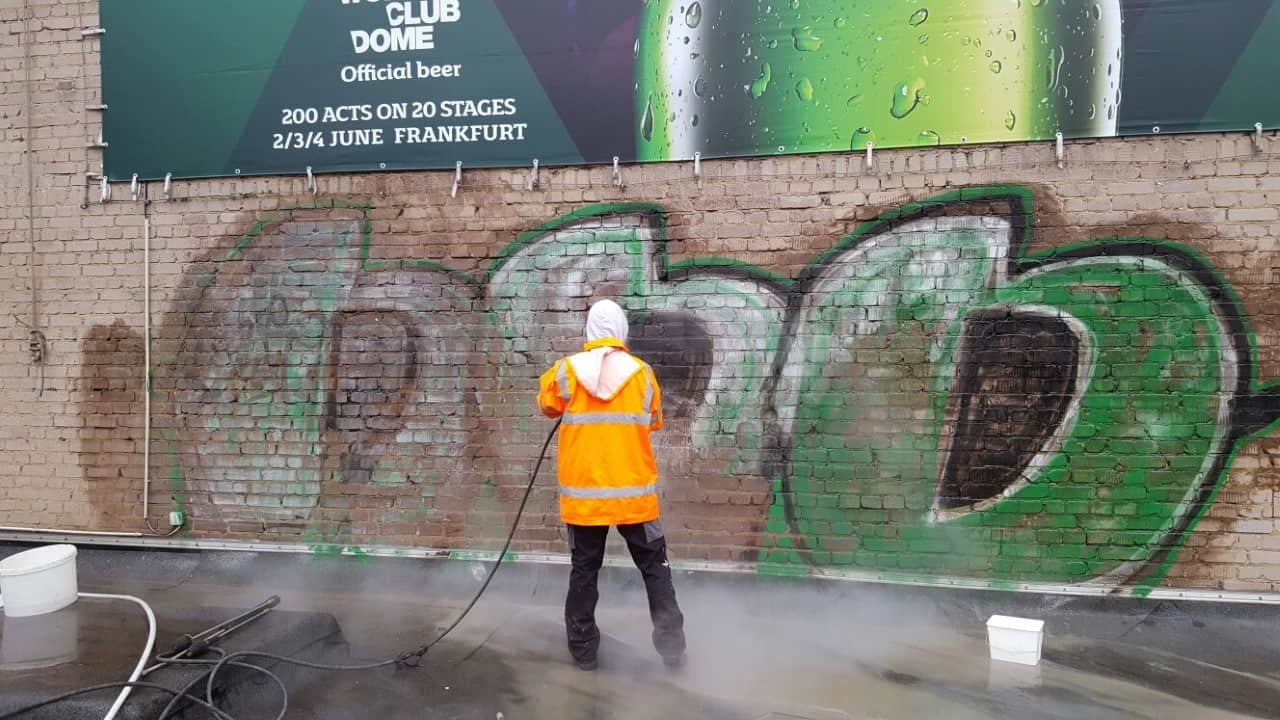 Graffitientfernung Düsseldorf Klinker